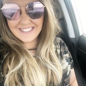 Meet your Posher, Taylor